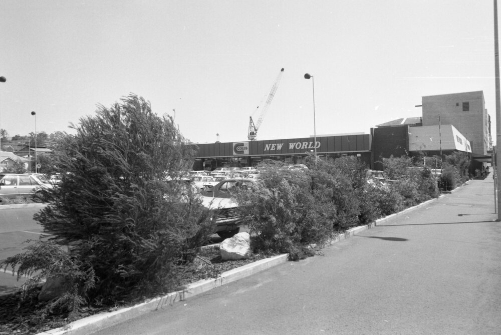 Coles New World store, Ipswich, September 1980