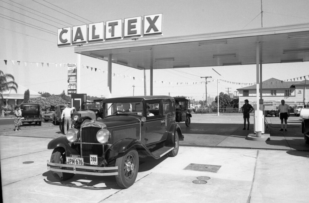 Vintage cars at the North Side Star Service Station, North Ipswich, Ipswich, April 1978