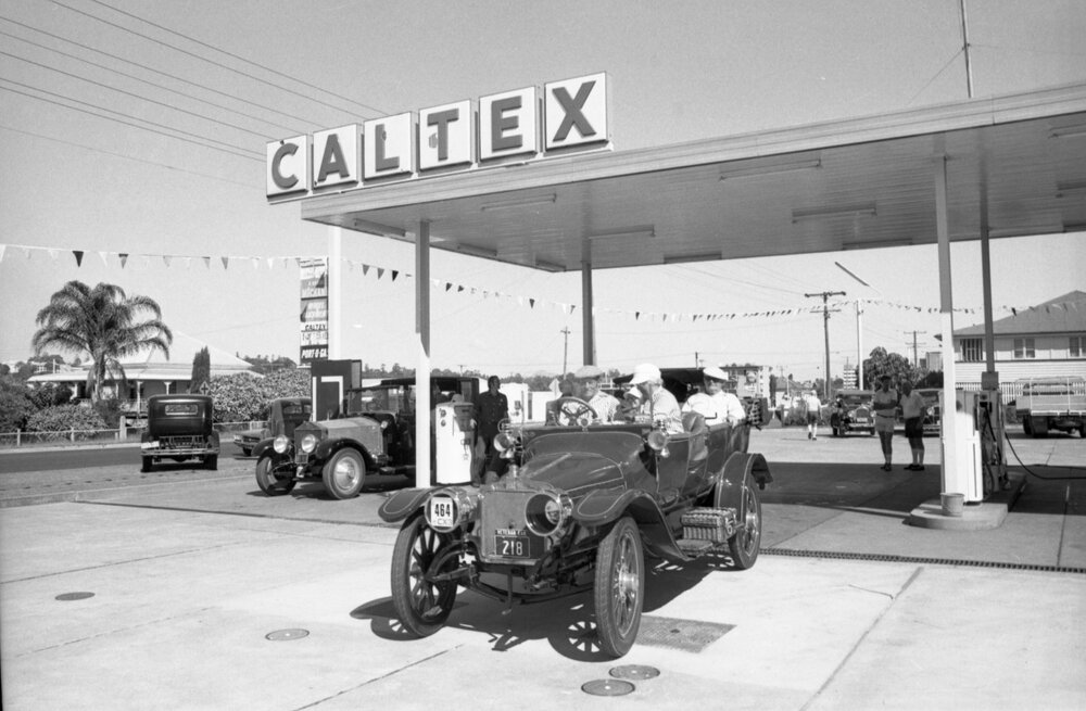 Vintage and veteran cars at the North Side Star Service Station, North Ipswich, Ipswich, April 1978