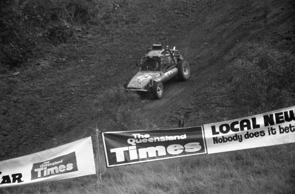 Sprint Car, No. 24, racing in the 1979 Queensland Times Off-Road Spectacular, Minden, Somerset, November 1979