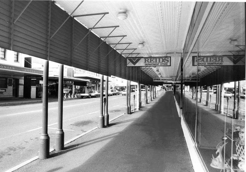 Cribb &amp; Foote - under the awning, 1985