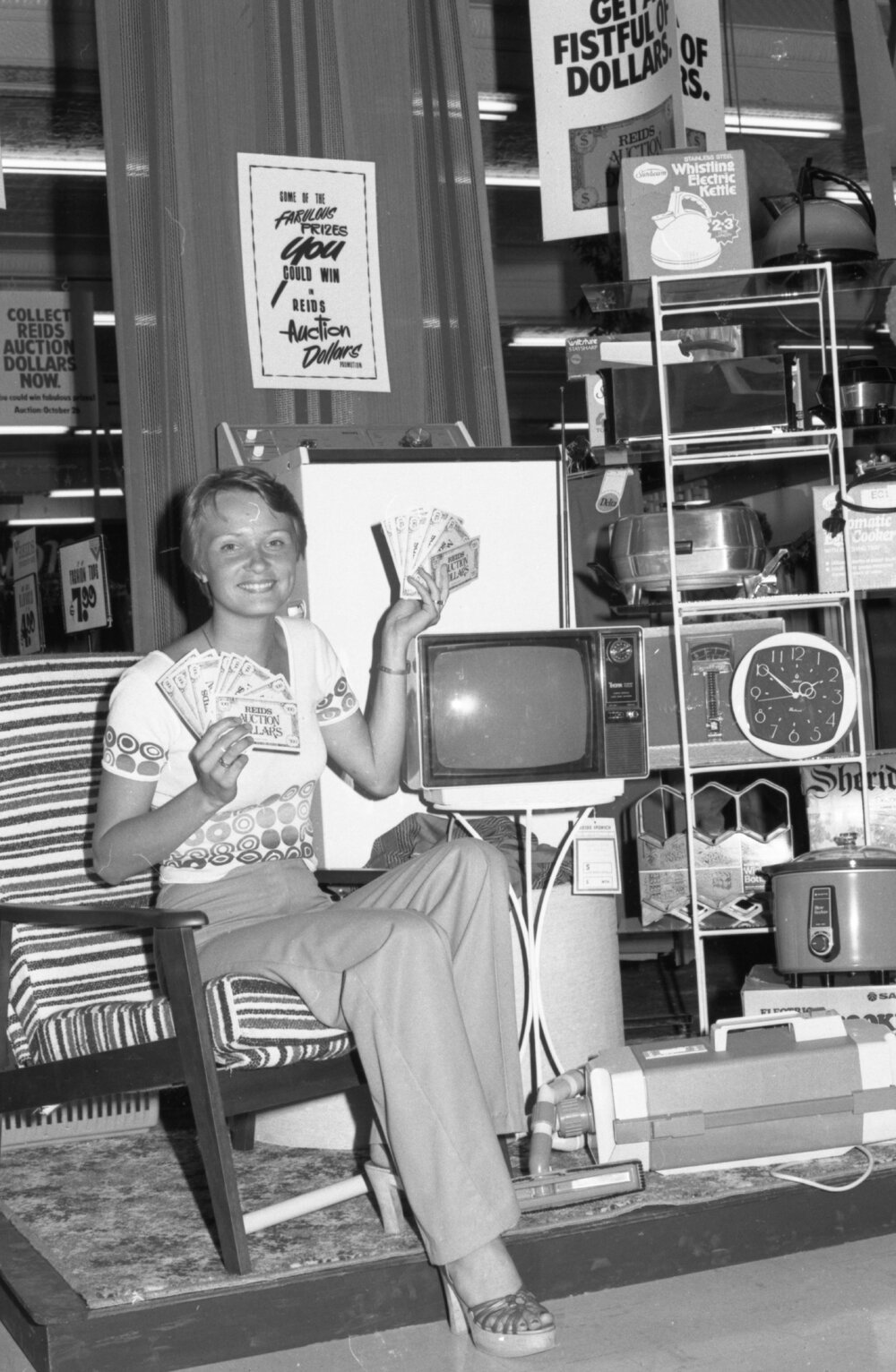 Reid's Auction Dollars promotion, Ipswich, 20th October 1977