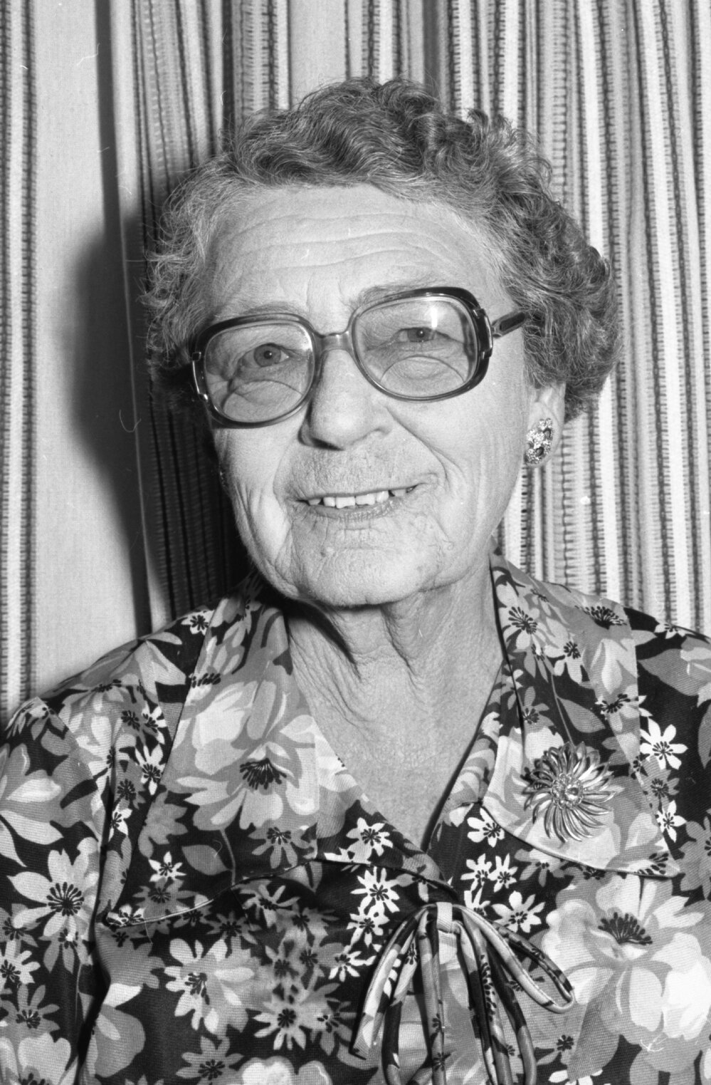 Ellen Violet (Vi) Jordon, Ipswich, 25th October 1977