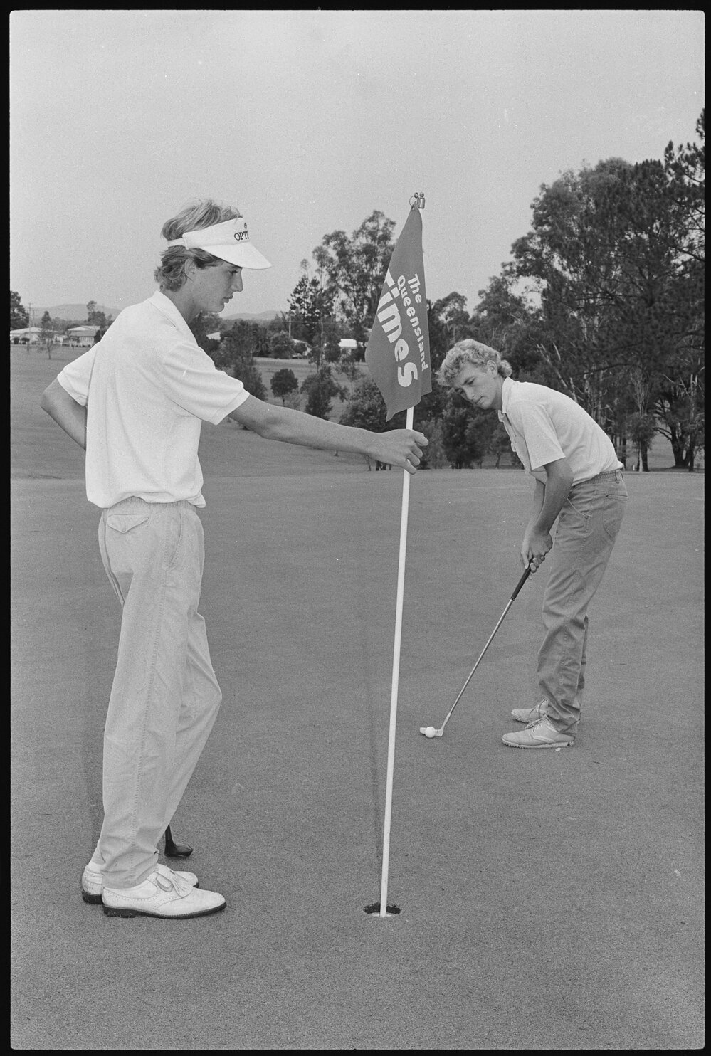 Two unidentified golfers, Ipswich, January 1986
