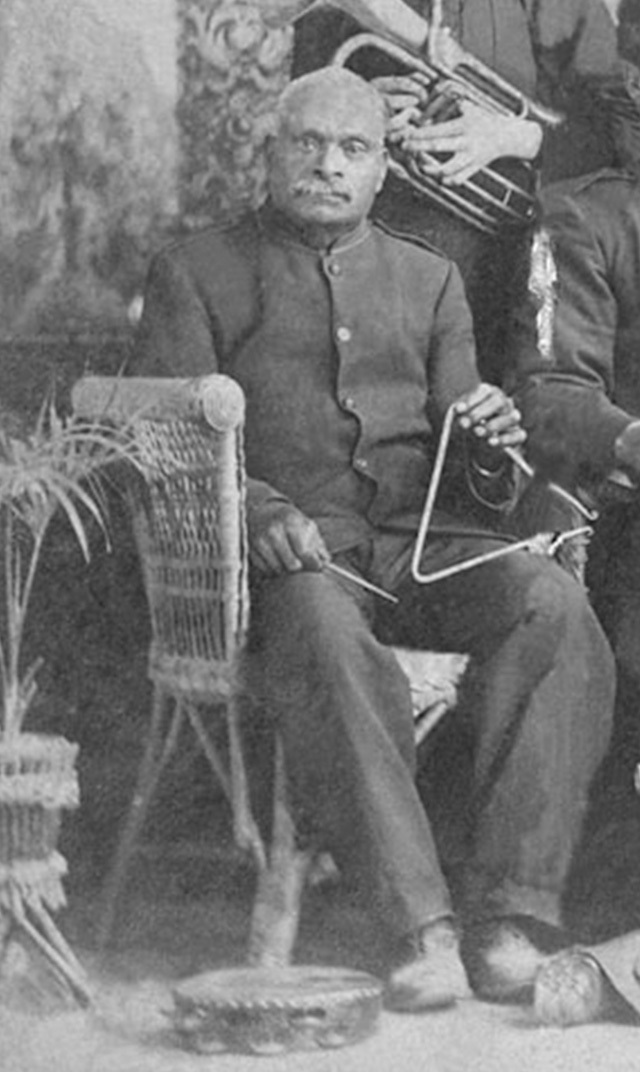 Tarra Gindi Tasserone