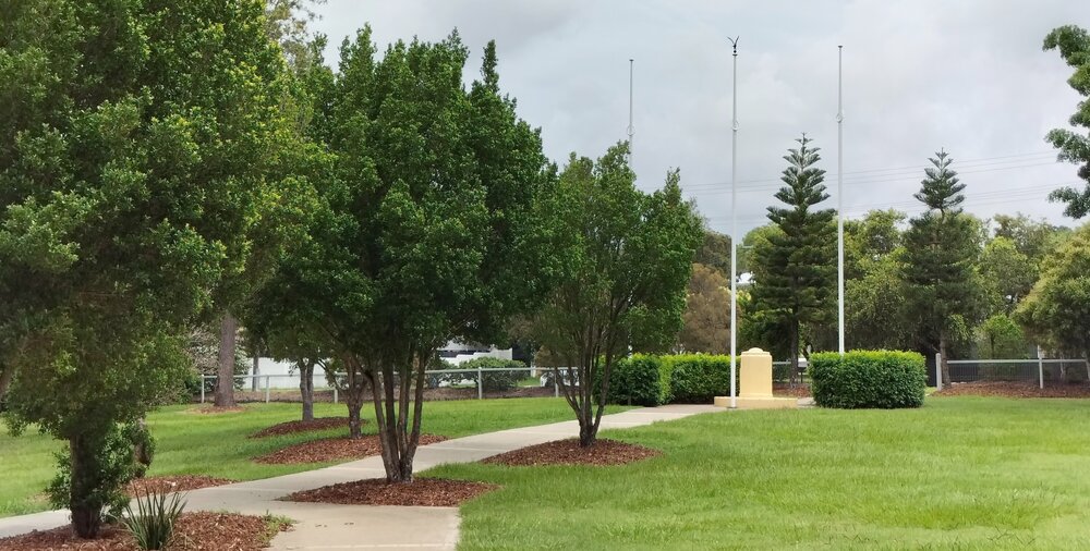 Manson Park, including American War Cemetery Memorial, Cemetery Road, No. 19, Raceview, Ipswich, 2023