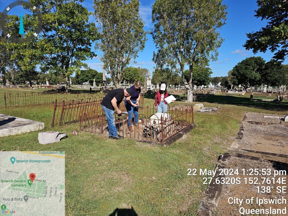 UniSQ Field Day Workshop, Ipswich General Cemetery, 2024