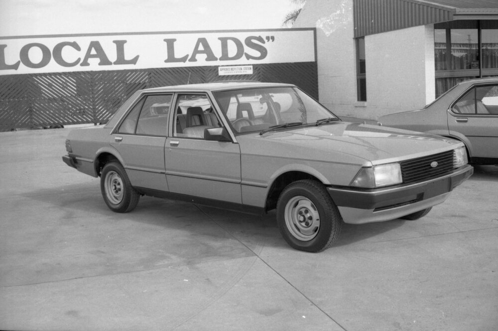 Ford XD Fairmont Ghia, car advertisement for Currie Motors, Ipswich, August 1980