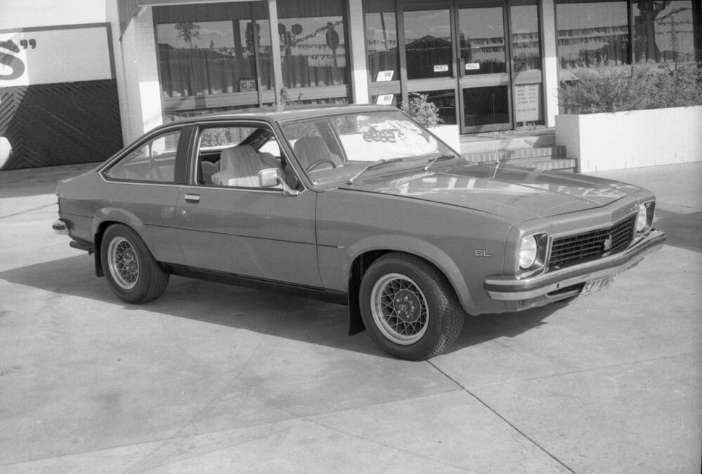 Holden Torana LX-SL, car advertisement for Currie Motors, Ipswich, August 1980