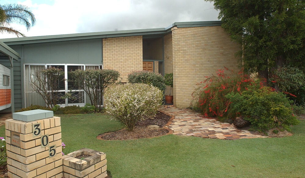 Whitehill Road, no. 305, Flinders View, December 2003