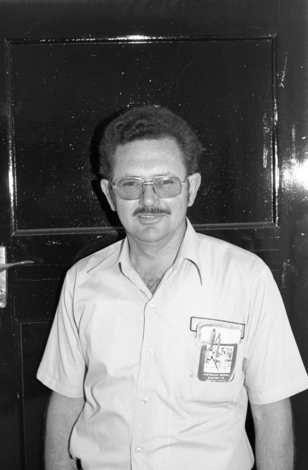 Unidentified staff member of Newsoles Tyre Service, Ipswich, September 1980