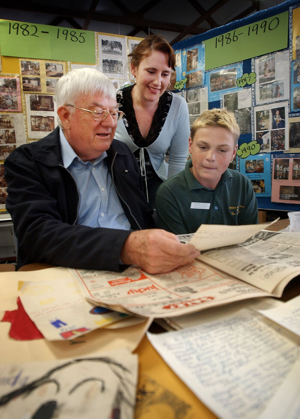 Principal Frank Barker with (ex-student) teacher Rosanne Backwell and student Clinton Borghardt, Ipswich, September 2003