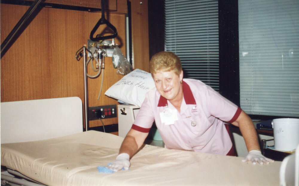 Dorothy Leonard Bed Cleaning, 1990s