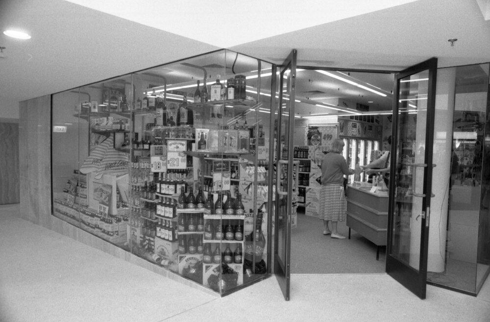 Bottle Shop at the opening of Ipswich City Square, Ipswich, August 1987 