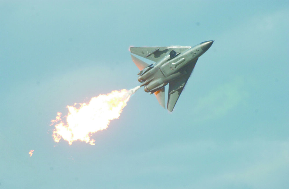 Flying jets, Ipswich, June 2003