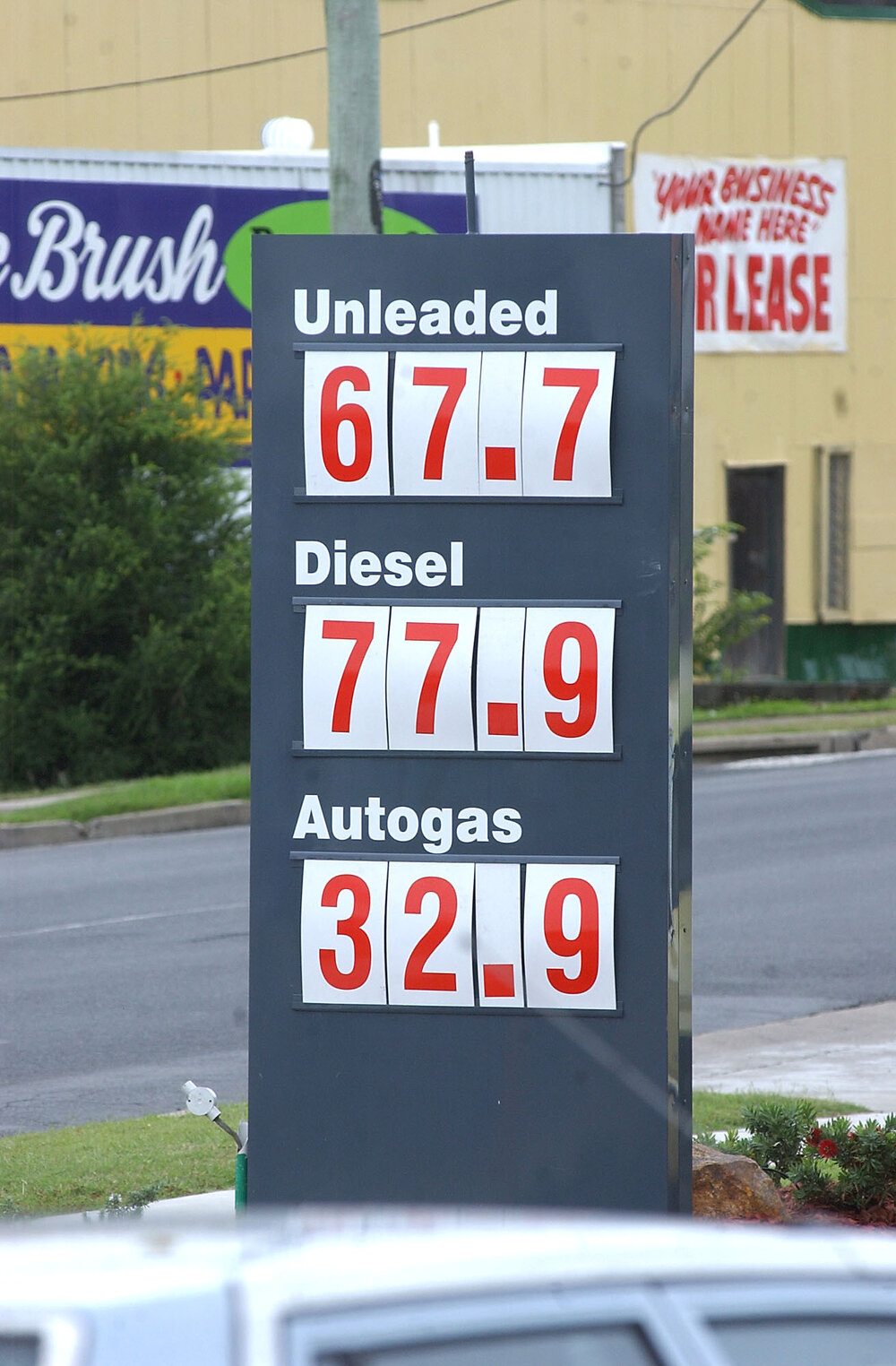 Fuel prices at Freedom Fuels, Ipswich, June 2003
