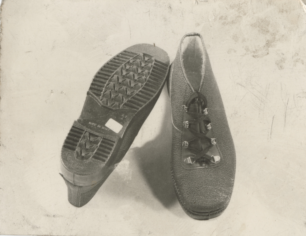 Men's shoes, Rawlings, Brisbane Street, Ipswich, 1970s