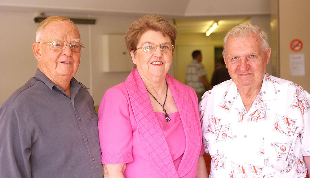 Des Freeman, Colleen Freeman and Frank Peace at the Golden Years Concert, Ipswich, February 2003