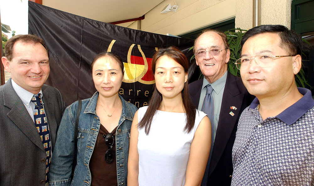 Paul Pisasale, Ren Weguo, Mrs Wu Yang, Tom Burns and Mr Wu Yang at a trade and business expo, Ipswich, March 2003