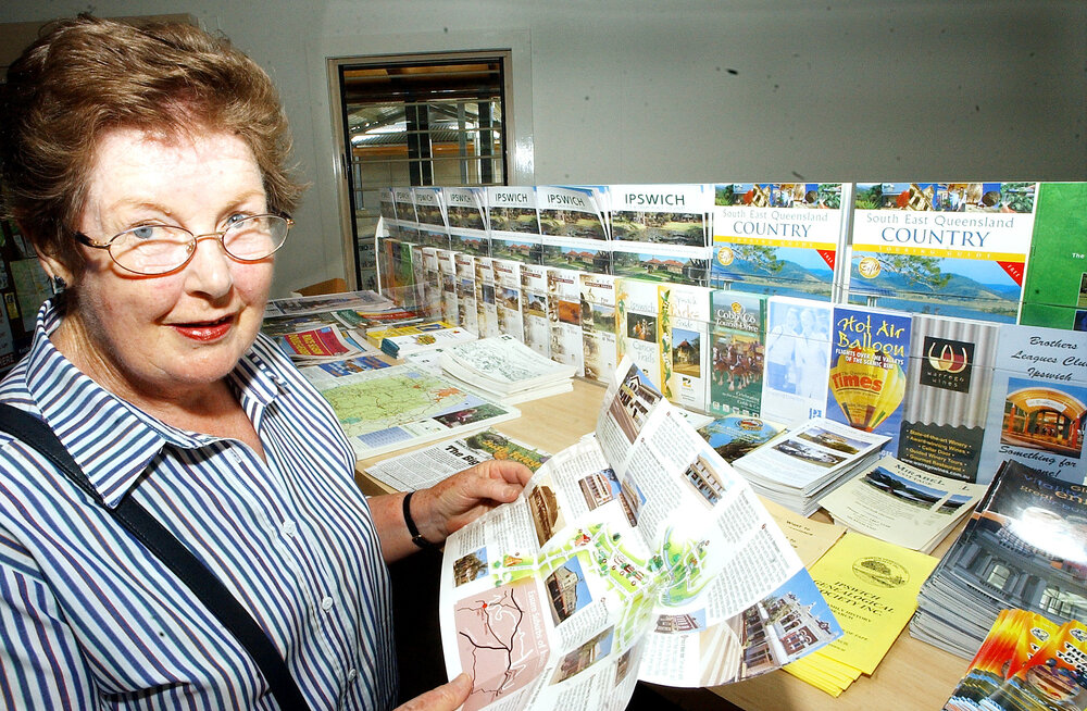 Melbourne visitor Shirley Ramsay at the Ipswich Visitor Information Center, Ipswich, March 2003