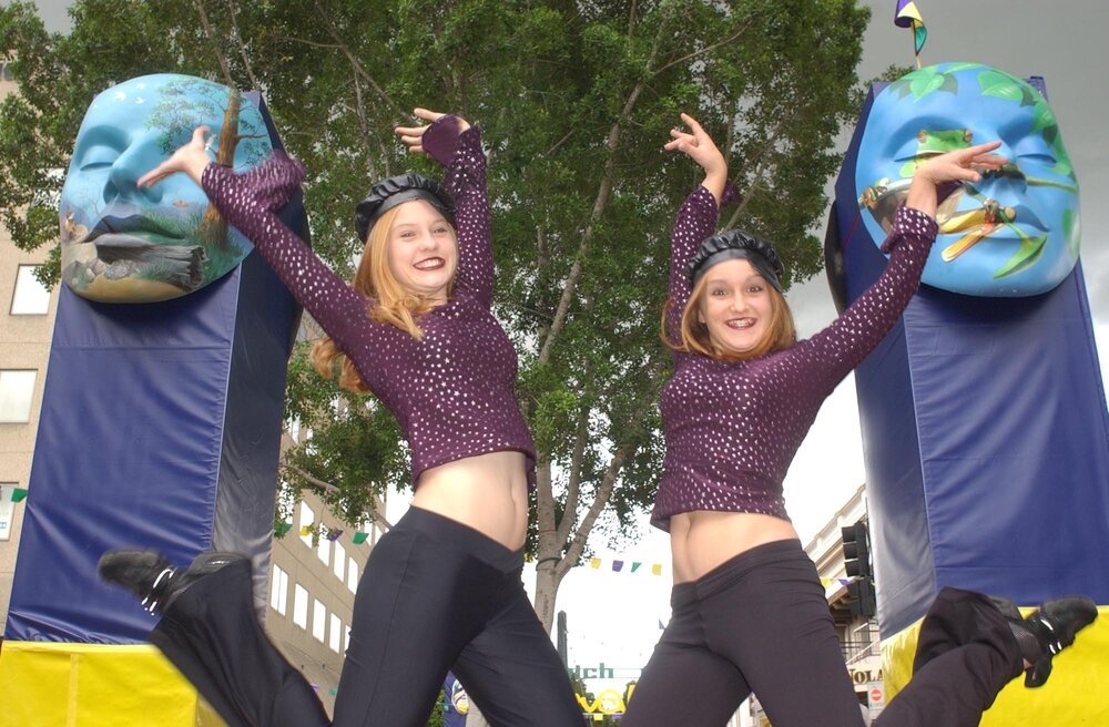 Two unidentified performers at the Ipswich Festival, Ipswich, April 2003