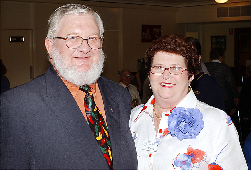 Greg and Pam Schubel at the Probus 20th Anniversary luncheon held at the Brothers Leagues Club, Ipswich, April 2003