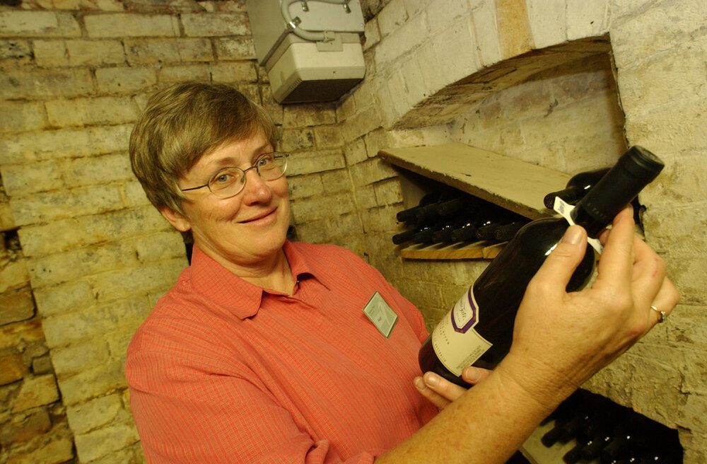 Pam Lane at Booval House, Ipswich, April 2003