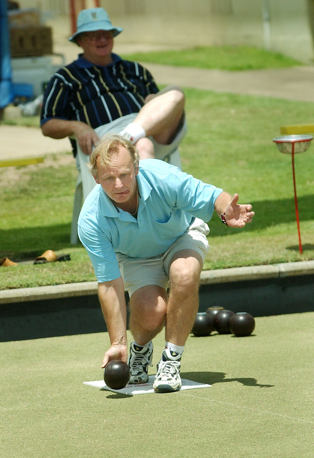 Peter Whitaker at the North Ipswich Bowls Club fundraiser for the Ipswich Hospice, Ipswich, November 2003