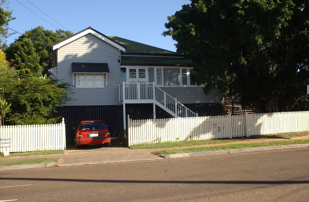 Unidentified house, Ipswich, May 2003