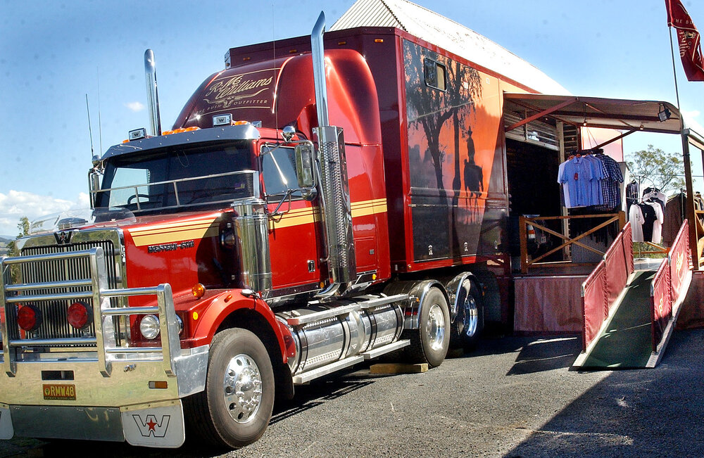 R. M. Williams Truck, Ipswich, May 2003