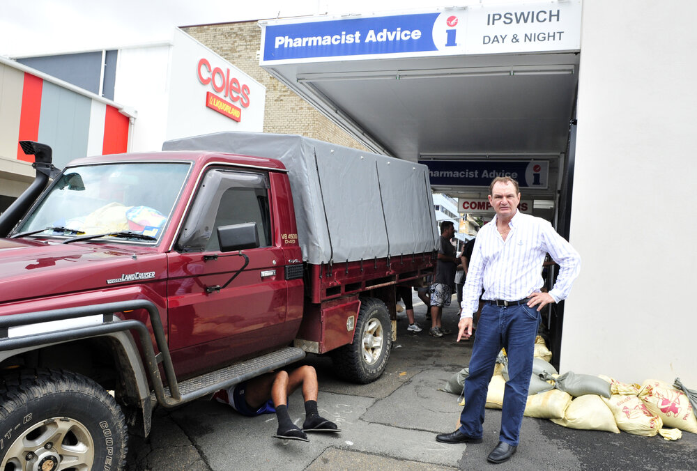 Preparations for flooding in Brisbane Street, Ipswich, January 2013