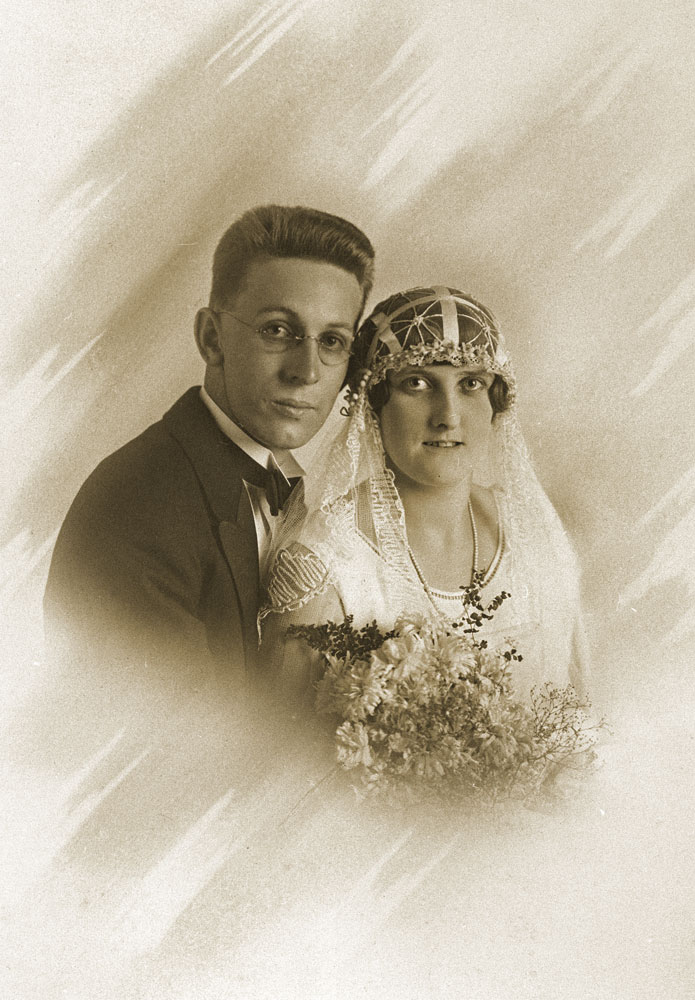 Wedding portrait of Edward Wilson and Mabel Esther Whitehead (nee Wheeling), Ipswich, 1928