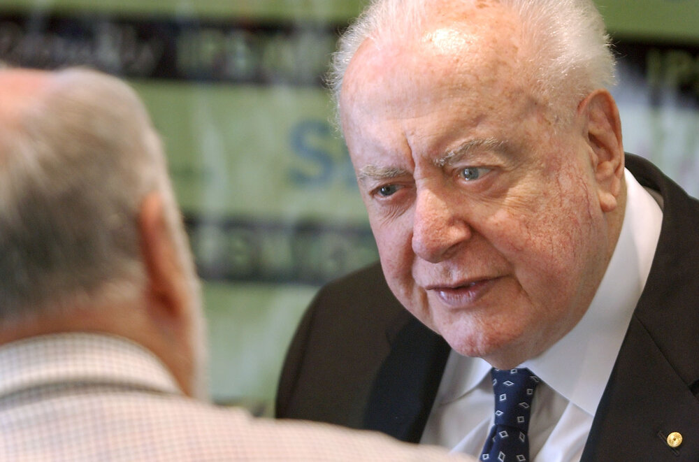 Gough Whitlam revisiting the Ipswich Civic Centre 30 years after he officially opened the building, Ipswich, July 2005