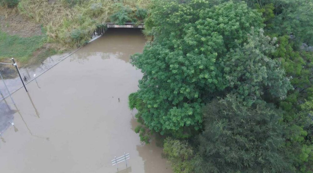 Drone images of the Bremer River in flood, under the railway bridge, northern end of Marsden Parade, Ipswich, March 2025