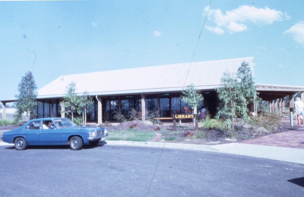Redbank Plains Library, formerly Moreton Shire Library, Redbank Plains, c.1987