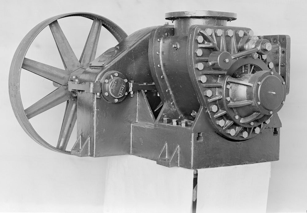 Molasses pump manufactured by Forrers Engineering, Ipswich, 1950s