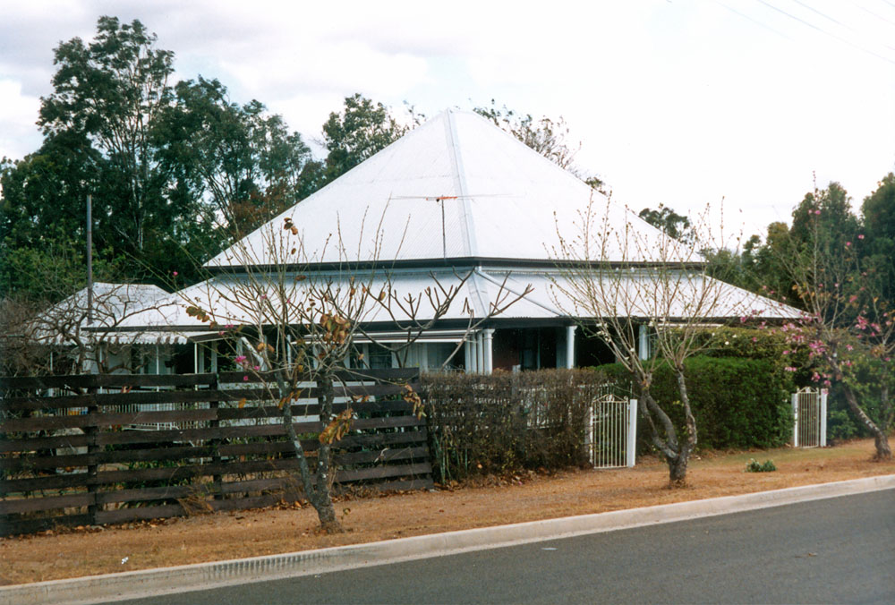 Inglemere, Williams Street, No. 110, Coalfalls, Ipswich, 1991