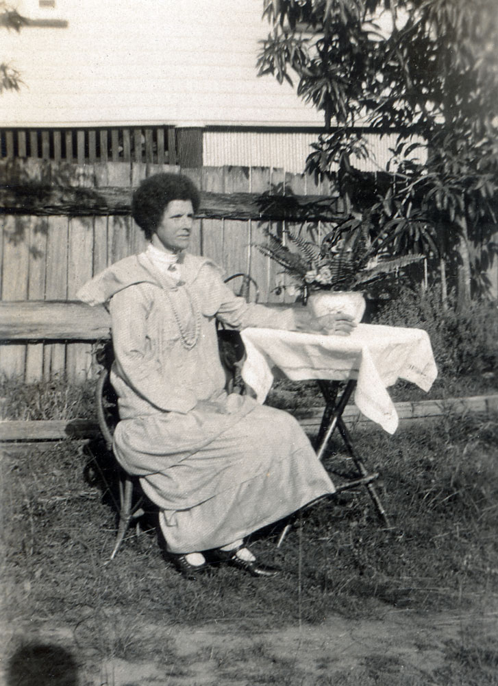 Eliza Noble, at Smith Street, North Ipswich, early 1930s