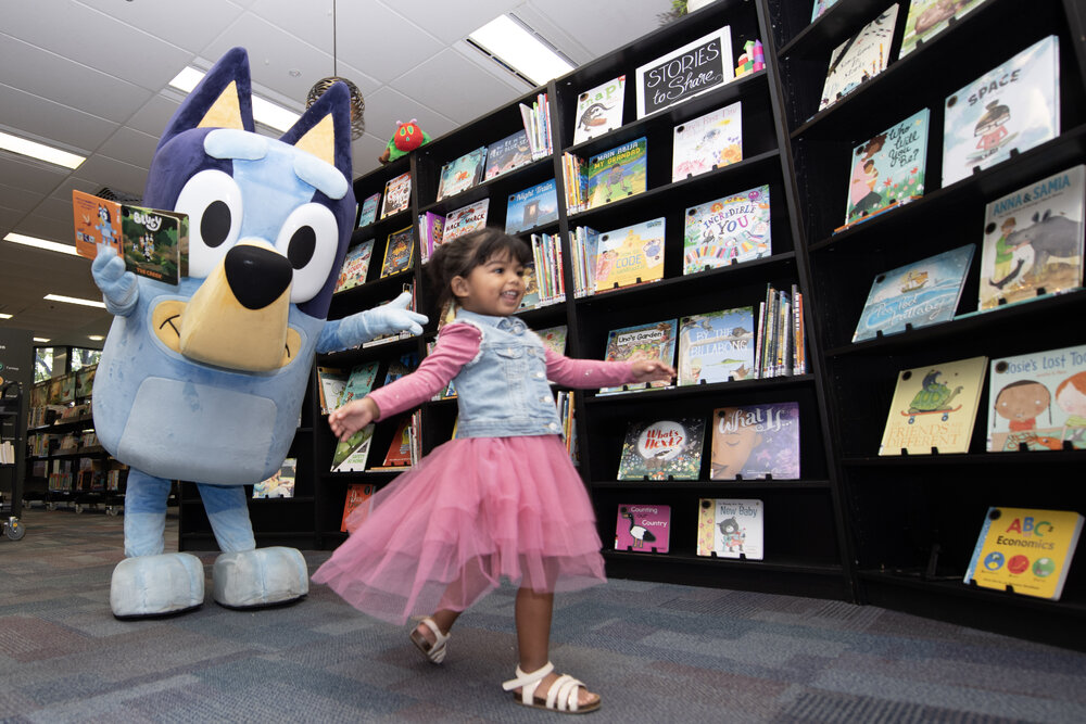 Bluey at the Ipswich Children's Library, Ipswich, 2021