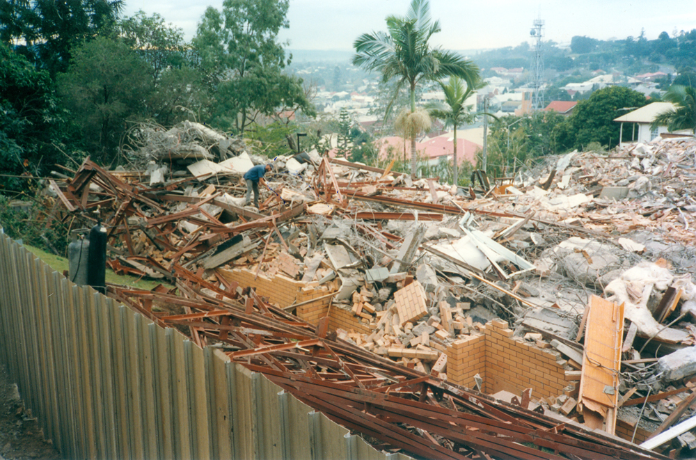 Demolition of the nursing staffs'staff quarters, Ipswich General Hospital, Ipswich, 1997
