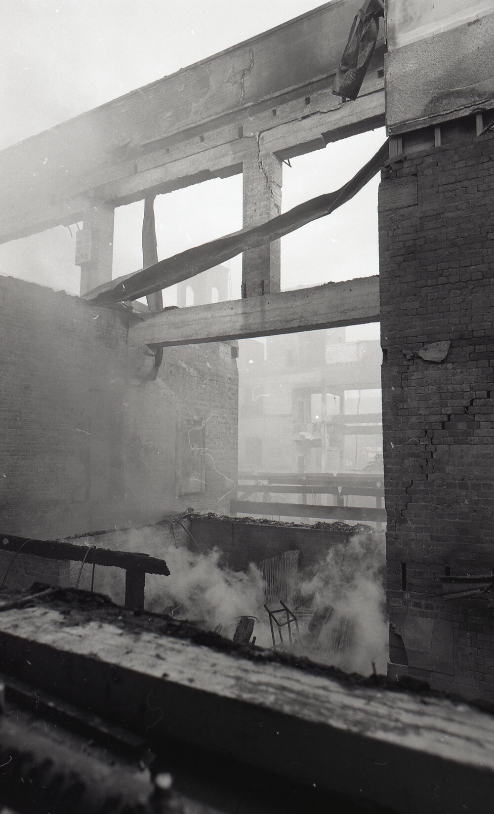 Aftermath of the Reid's (Cribb &amp; Foote) fire, Bell Street, Ipswich, August 1985