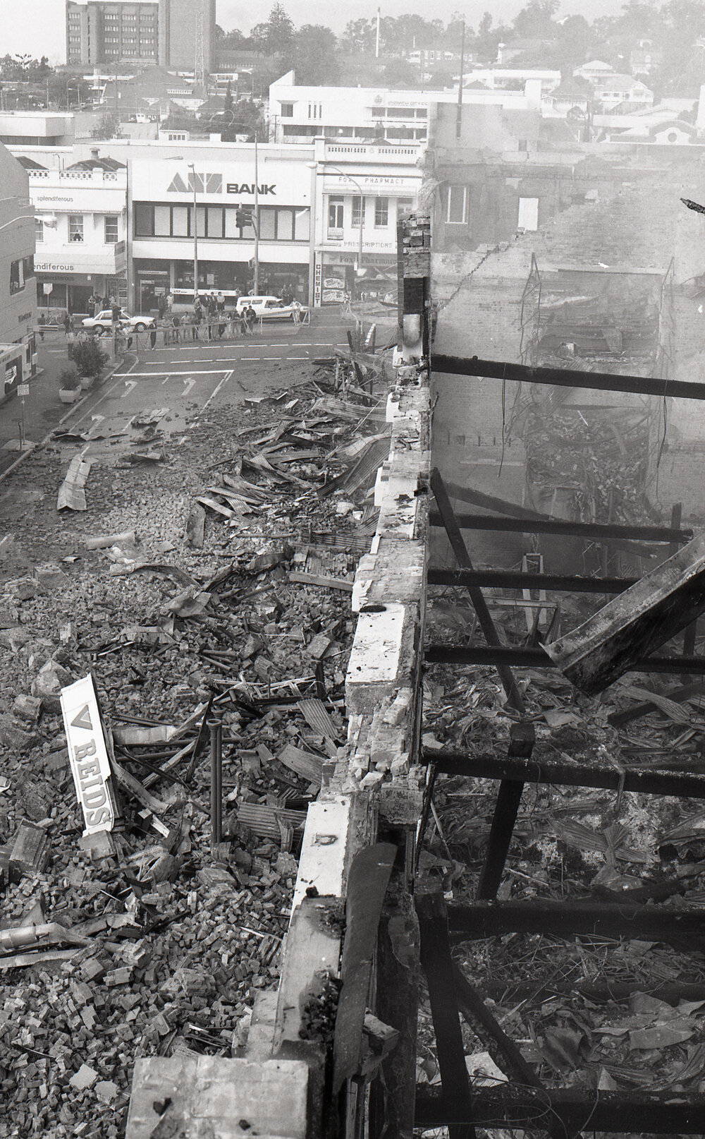 Aftermath of the Reid's (Cribb &amp; Foote) fire, Bell Street, Ipswich, August 1985