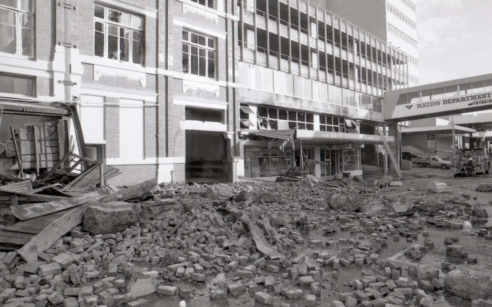 Aftermath of the Reid's (Cribb &amp; Foote) fire, Bell Street, Ipswich, August 1985