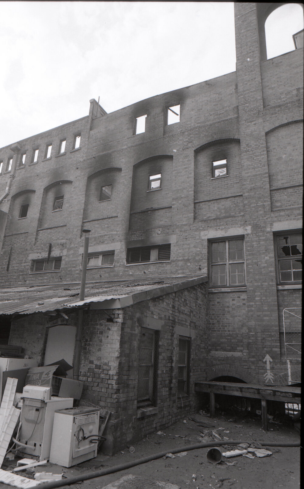 Aftermath of the Reid's (Cribb &amp; Foote) fire, Ipswich, August 1985