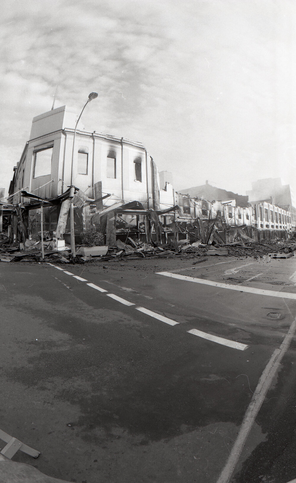 Aftermath of the Reid's (Cribb &amp; Foote) fire, corner of Brisbane and Bell Streets, Ipswich, August 1985