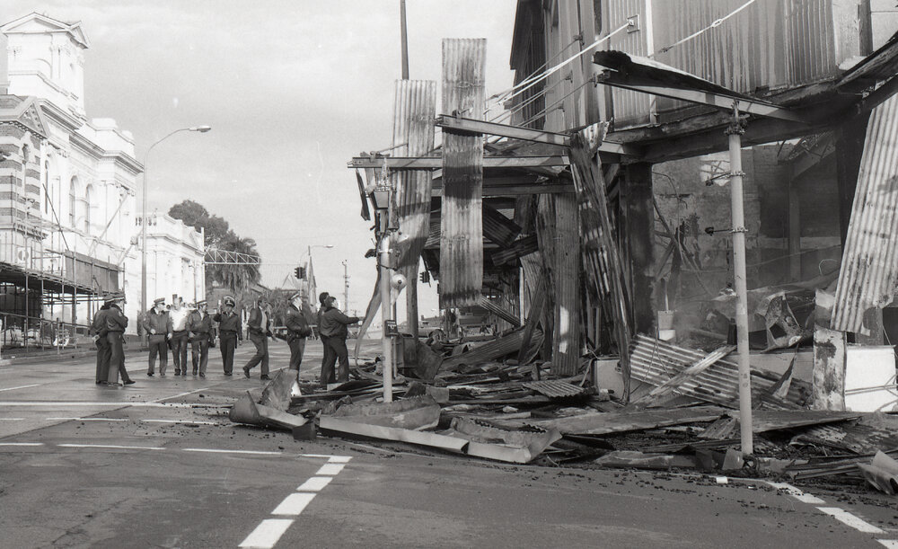 Aftermath of the Reid's (Cribb &amp; Foote) fire, corner of Brisbane and Bell Streets, Ipswich, August 1985