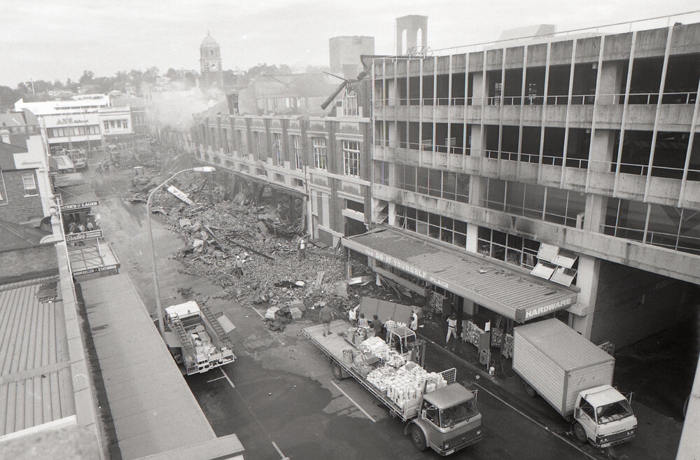 Aftermath of the Reid's (Cribb &amp; Foote) fire, Bell Street, Ipswich, August 1985