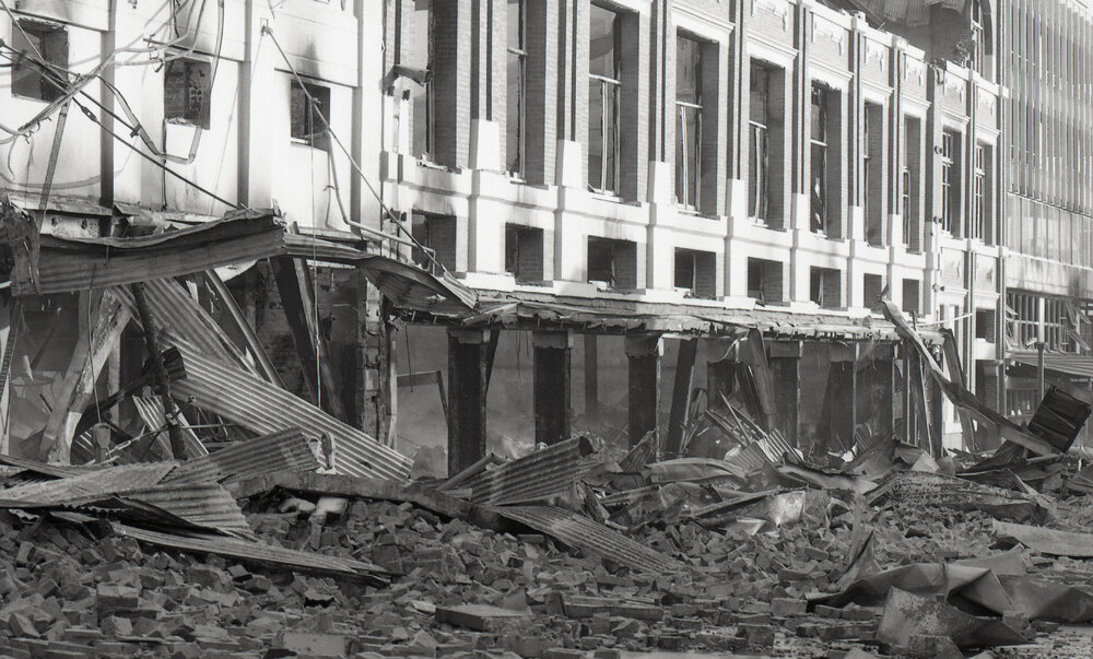 Aftermath of the Reid's (Cribb &amp; Foote) fire, Bell Street, Ipswich, August 1985