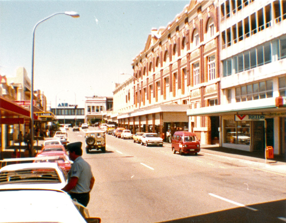 Reid's Department Store, Bell Street, towards Brisbane Street, Ipswich, early 1980s