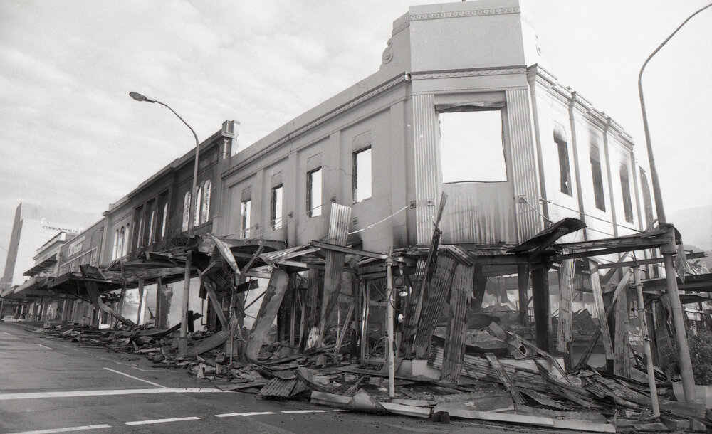 Aftermath of the Reid's (Cribb &amp; Foote) fire, Brisbane Street, Ipswich, August 1985